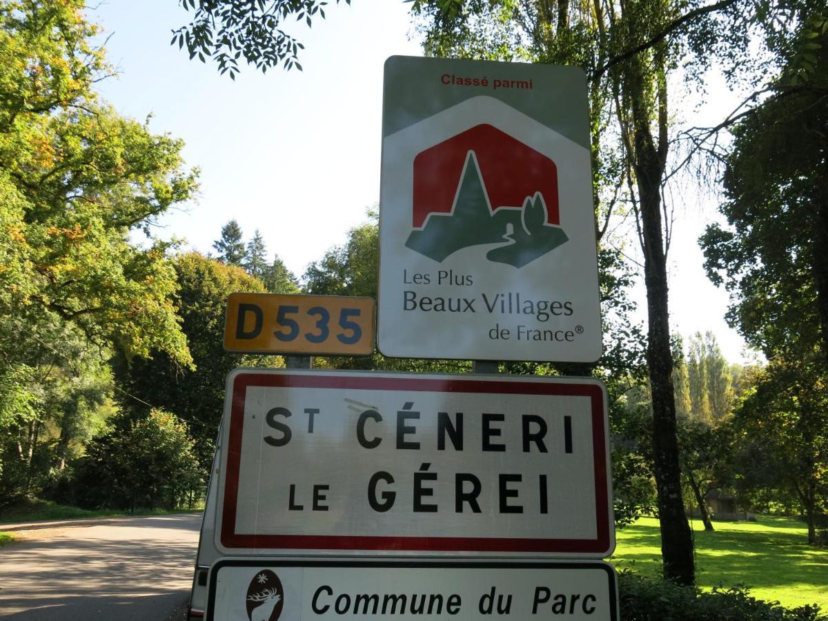St Germain Bed and Breakfast Saint-Germain-du-Corbeis Exteriör bild