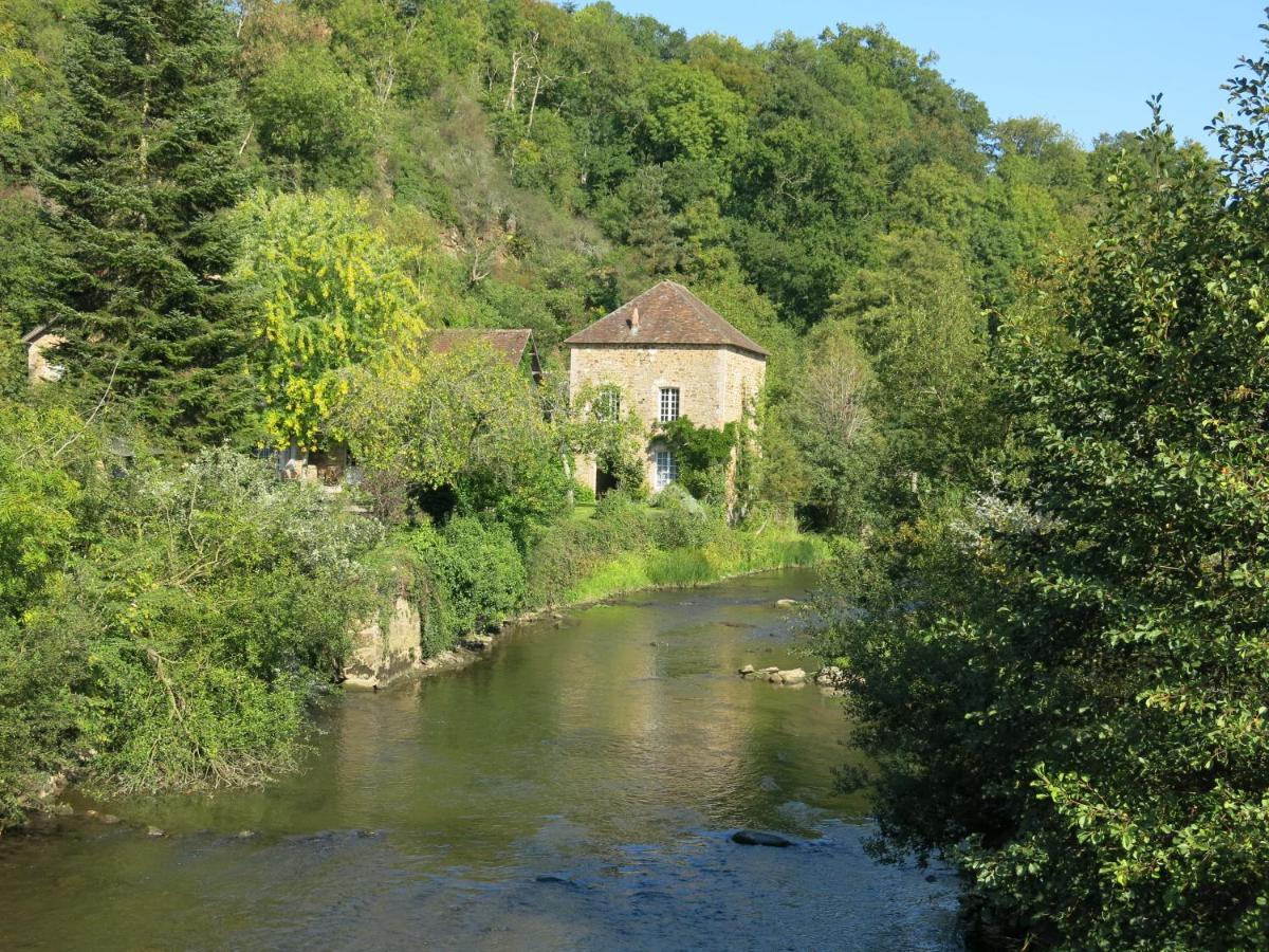St Germain Bed and Breakfast Saint-Germain-du-Corbeis Exteriör bild