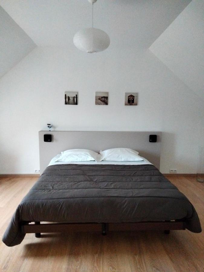 St Germain Bed and Breakfast Saint-Germain-du-Corbeis Exteriör bild